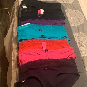 8 cotton medium NWT panties